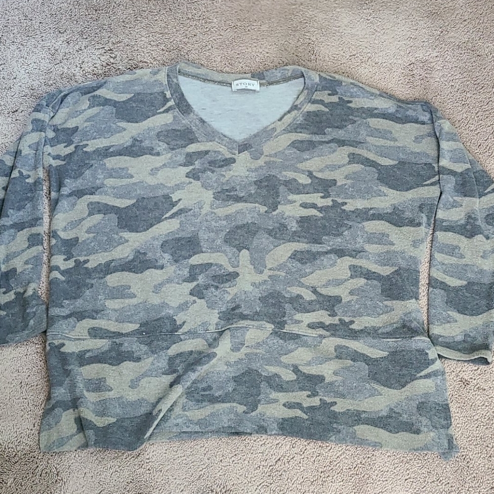Womens camo tunic